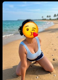 Janvi Sharma - escort in New Delhi Photo 3 of 3