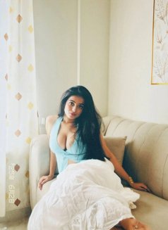 Janvi Sharma - escort in Ahmedabad Photo 1 of 4