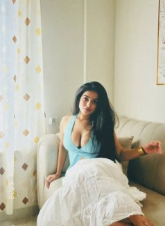 Janvi Sharma - escort in Ahmedabad Photo 2 of 4