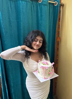 Janvi - escort in Colombo Photo 1 of 4