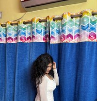 Janvi - escort in Colombo