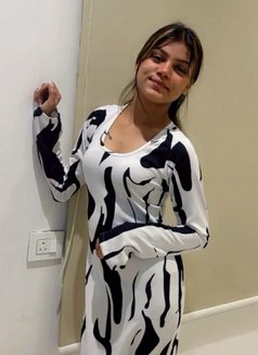 Janvi Sharma - escort in Hyderabad Photo 2 of 5