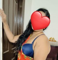 ️Janvi Singh Housewife Cam & Real Meet - escort in New Delhi Photo 1 of 4