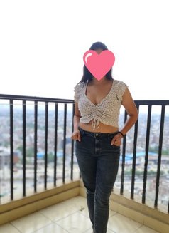 Nidhi - escort in Lucknow Photo 3 of 4