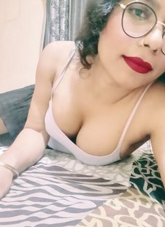 Janvi Sk - Acompañantes transexual in Ghaziabad Photo 10 of 10