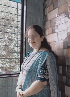 Janvi21567 - puta in Mumbai Photo 4 of 7