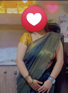 Janvi21567 - puta in Mumbai Photo 6 of 7