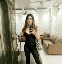 Janvitgirl - Transsexual escort in New Delhi Photo 25 of 28