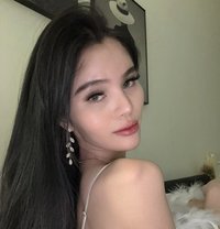 Japanese filipina megan - escort in Dubai Photo 16 of 17