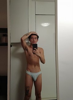 Japanese ๐ฏ๐ต Filipino ๐ต๐ญ TwinkBiggie - Male escort in Bangkok Photo 17 of 18