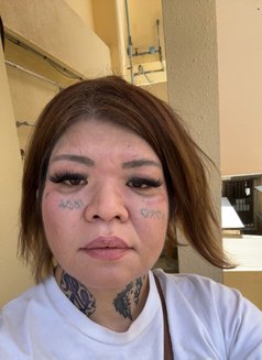 Japanese Milf - escort in Okinawa Island Photo 1 of 9