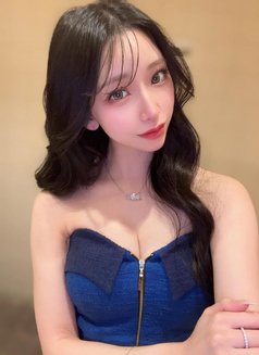 Japanese Outcall Companion Service - escort in Osaka Photo 1 of 6