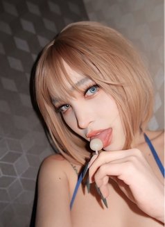 Japanese / Russian Cute Girl - puta in Bangkok Photo 10 of 11