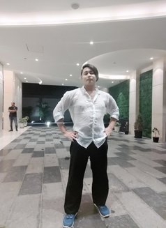 Jara Masssager - Male escort in Pune Photo 2 of 3