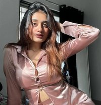 Jasleen - puta in Chennai Photo 1 of 2