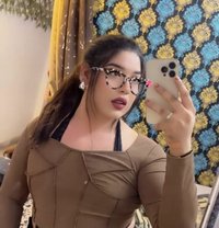 Jasline - Acompañantes transexual in New Delhi