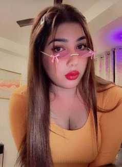 Jasline - Transsexual escort in New Delhi Photo 11 of 15