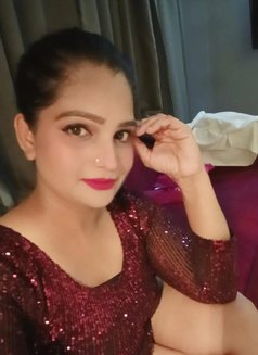 Jasmeen - escort in Chandigarh Photo 2 of 7