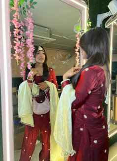 Jasmeen Roy - Acompañantes transexual in Chandigarh Photo 2 of 4