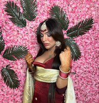 Jasmeen Roy - Transsexual escort in Chandigarh