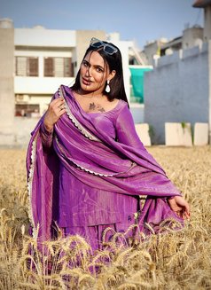 Jasmeen Roy - Acompañantes transexual in Chandigarh Photo 24 of 27