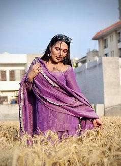 Jasmeen Roy - Acompañantes transexual in Chandigarh Photo 25 of 27