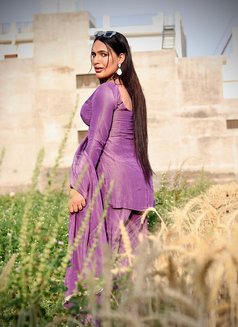 Jasmeen Roy - Acompañantes transexual in Chandigarh Photo 26 of 27