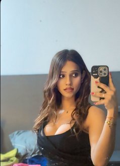 Jasmeet - masseuse in Bangalore Photo 15 of 15