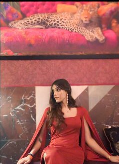 Jasmeet - Transsexual escort in Gurgaon Photo 20 of 25