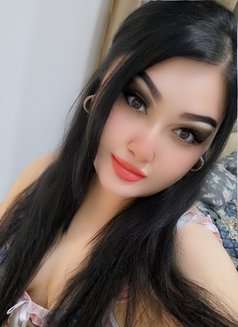 Jasmin - escort in Muscat Photo 3 of 8
