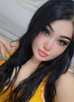 Jasmin - escort in Muscat Photo 4 of 8