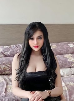 Tasya VIP model Popular - puta in Jakarta Photo 13 of 18