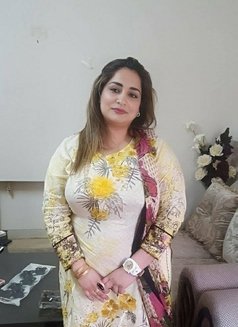 Jasmin Doorstep Incall 24*7 - escort in Chennai Photo 3 of 4