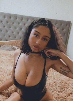 Jasmin - escort in Sydney Photo 1 of 2