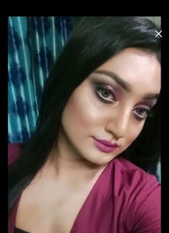 Jasmin - Transsexual escort in Kolkata Photo 5 of 7