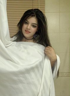 Jasmin Indian Girl - escort in Abu Dhabi Photo 3 of 6