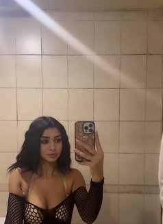 Salwa - escort in Dubai Photo 4 of 7