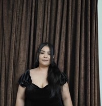 Jasmin Escort service Gurgaon Ero City D - puta in New Delhi Photo 1 of 3