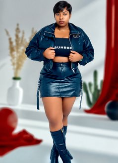 Jasmin - adult performer in Abidjan Photo 1 of 1
