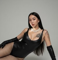 JASMIN VERSA - Transsexual escort in Manila Photo 2 of 24