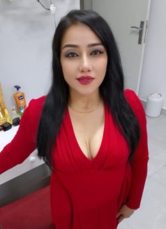 Jasmine - escort in Muscat Photo 10 of 13