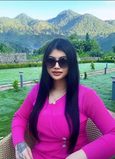 Jasmine - escort in Gurgaon Photo 2 of 6