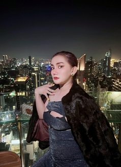 JASMINE Big Both more Top Thai - Transsexual escort in Dubai Photo 2 of 11