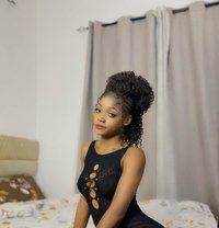 Jasmine - escort in Muscat Photo 2 of 3