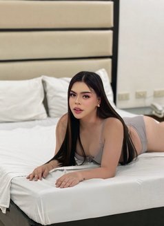 Jasmine - Transsexual escort in Manila Photo 4 of 4