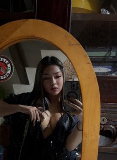 Jasmine for camshow /content vids - escort in Hamilton, Canada Photo 8 of 14