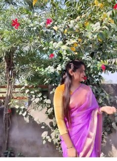 Jasmine - puta in Jaipur Photo 1 of 3