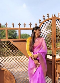 Jasmine - puta in Jaipur Photo 2 of 3