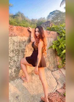 Alina webcam - puta in Hyderabad Photo 7 of 8