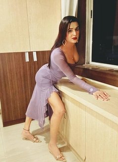 Jasmine - Transsexual escort in Mumbai Photo 29 of 30